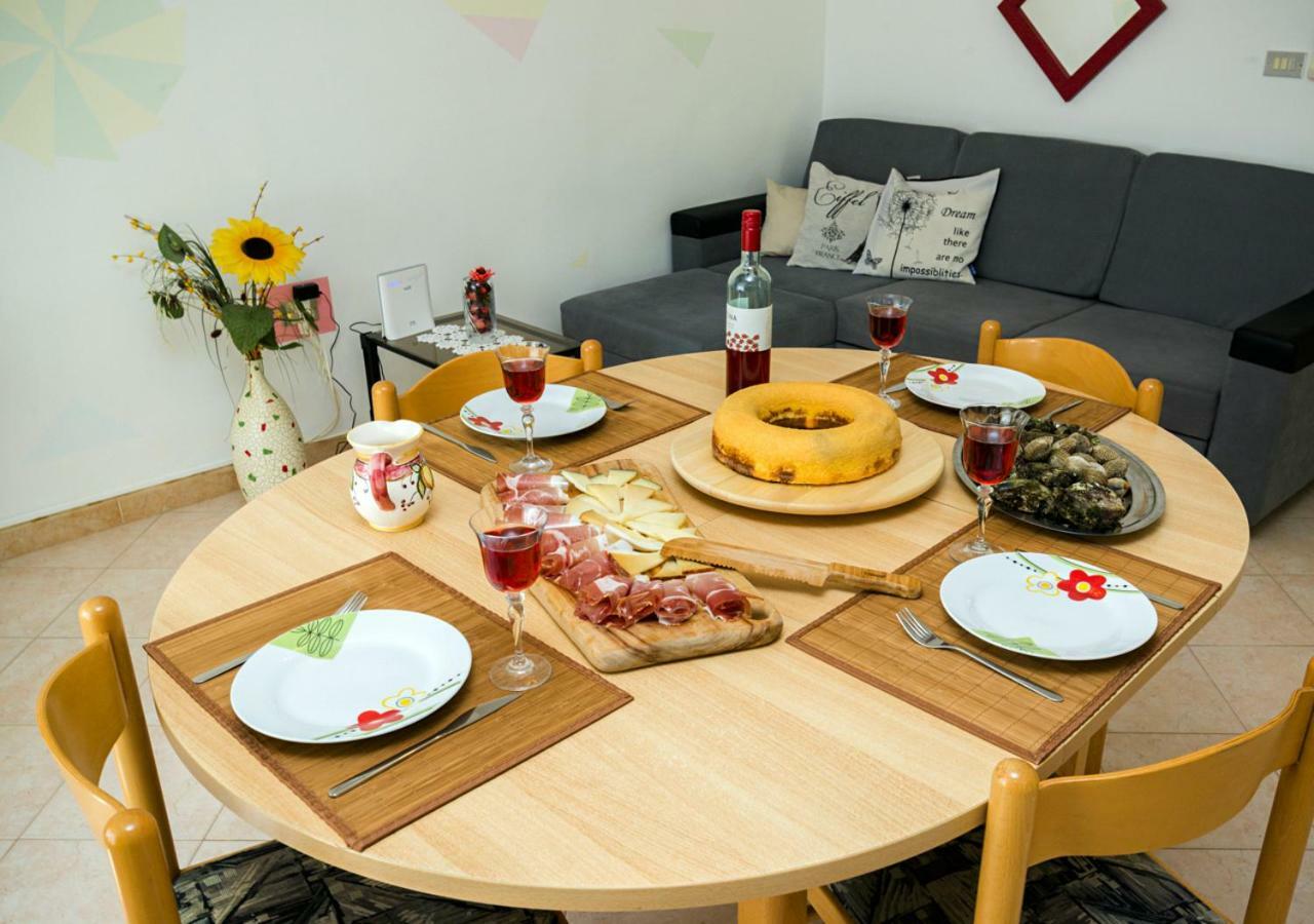Apartment Dora Umag Bagian luar foto